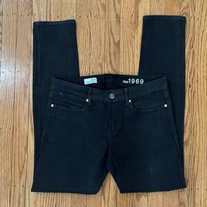GAP Women's Classic Black Skinny Jeans